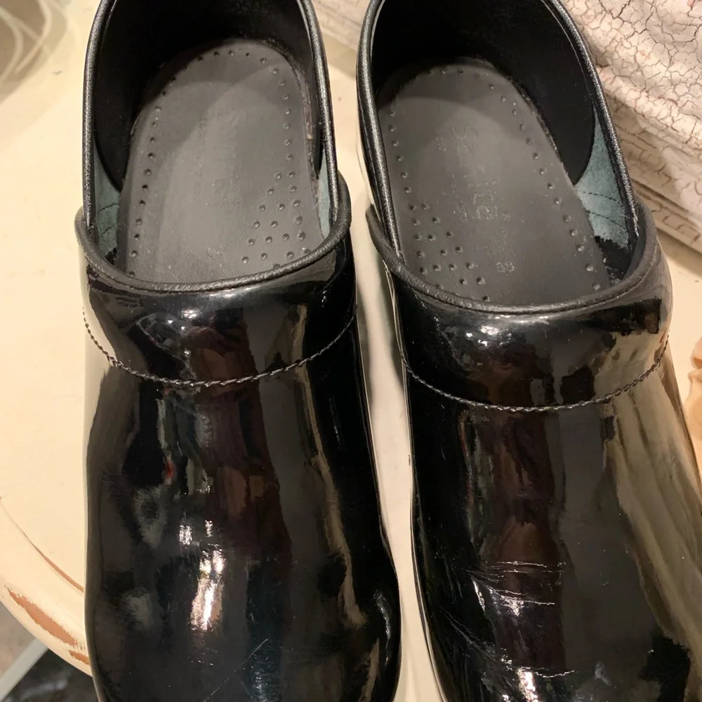 COPY - Black patent leather Sanita clogs size 38 - Picture 5 of 7